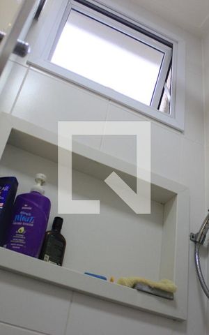 Apartamento à venda com 87m², 2 quartos e 2 vagasBanheiro da Suíte 1