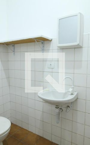 Casa à venda com 65m², 1 quarto e sem vagaBanheiro