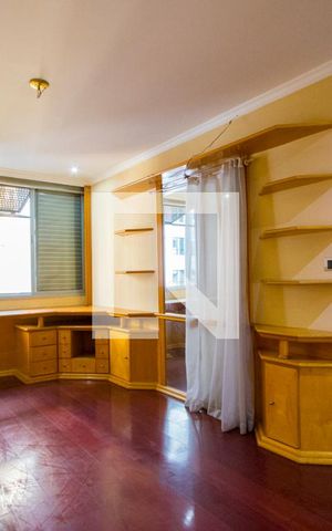 Apartamento à venda com 175m², 3 quartos e 2 vagas Apartamento à venda com 175m², 3 quartos e 2 vagasQuarto 1 - Suíte