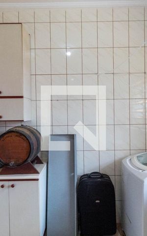Casa à venda com 340m², 5 quartos e 5 vagas Casa à venda com 340m², 5 quartos e 5 vagasÁrea de Serviço