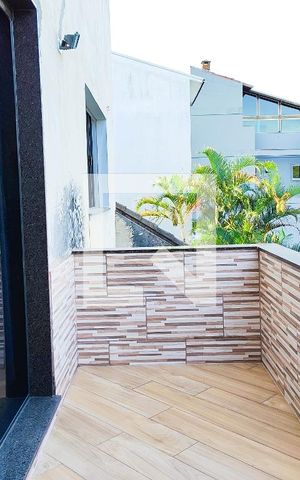 Casa à venda com 391m², 3 quartos e 4 vagas Casa à venda com 391m², 3 quartos e 4 vagasVaranda da Sala