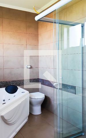 Casa à venda com 391m², 3 quartos e 4 vagas Casa à venda com 391m², 3 quartos e 4 vagasBanheiro da Suite 3