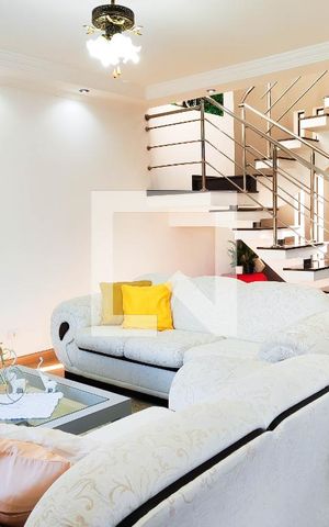 Casa à venda com 391m², 3 quartos e 4 vagas Casa à venda com 391m², 3 quartos e 4 vagasSala