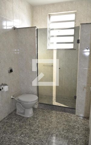 Apartamento à venda com 77m², 2 quartos e sem vagaBanheiro