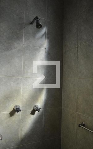 Apartamento à venda com 77m², 2 quartos e sem vagaBanheiro