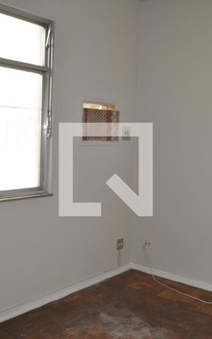 Apartamento à venda com 77m², 2 quartos e sem vagaQuarto