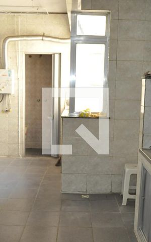 Apartamento à venda com 77m², 2 quartos e sem vagaCozinha