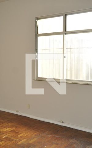 Apartamento à venda com 77m², 2 quartos e sem vagaQuarto