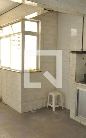 Apartamento à venda com 77m², 2 quartos e sem vagaCozinha