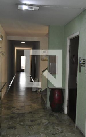 Apartamento à venda com 77m², 2 quartos e sem vagaÁrea comum