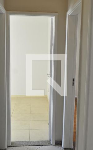 Apartamento à venda com 77m², 2 quartos e sem vagaCorredor