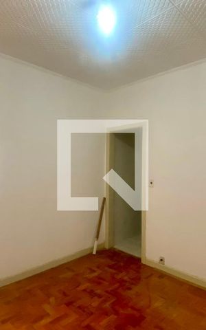 Casa à venda com 250m², 2 quartos e 6 vagasQuero 1