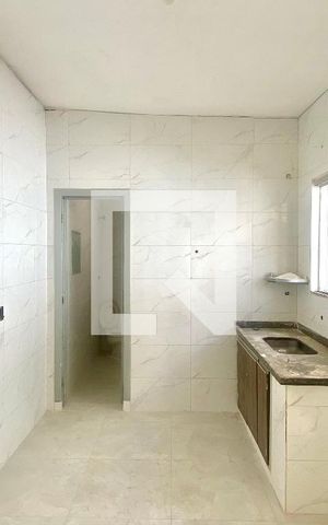Casa à venda com 250m², 2 quartos e 6 vagasCozinha 2