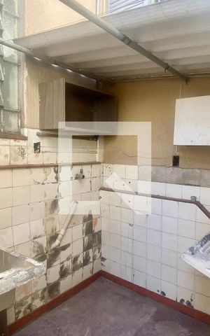Casa à venda com 250m², 2 quartos e 6 vagasLavanderia