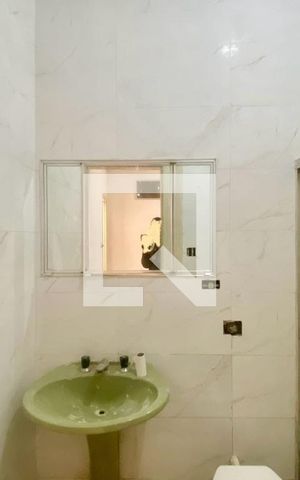 Casa à venda com 250m², 2 quartos e 6 vagasBanheiro 1
