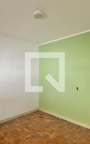 Casa à venda com 250m², 2 quartos e 6 vagasSala 2