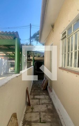 Casa à venda com 250m², 2 quartos e 6 vagasQuintal