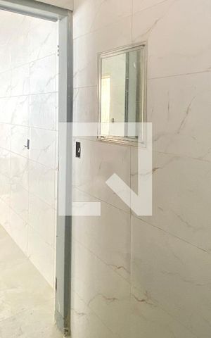 Casa à venda com 250m², 2 quartos e 6 vagasBanheiro 2