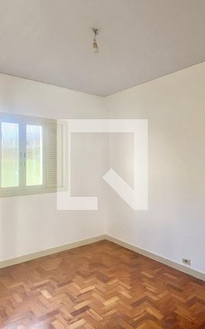 Casa à venda com 250m², 2 quartos e 6 vagasQuarto 3