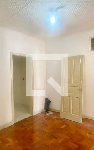 Casa à venda com 250m², 2 quartos e 6 vagasQuarto 1