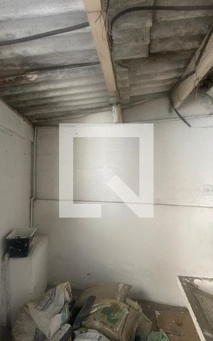 Casa à venda com 250m², 2 quartos e 6 vagasLavanderia