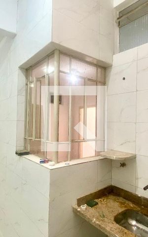 Casa à venda com 250m², 2 quartos e 6 vagasCozinha 1