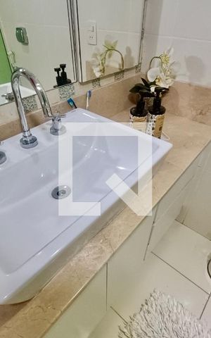 Apartamento à venda com 117m², 3 quartos e 1 vaga Apartamento à venda com 117m², 3 quartos e 1 vagaBanheiro social