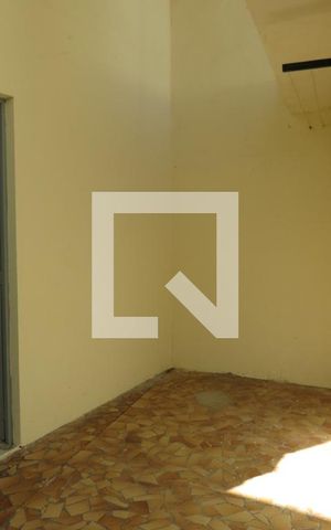 Casa para alugar com 38m², 1 quarto e sem vagaEntrada Casa