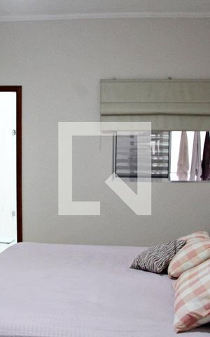 Casa à venda com 210m², 2 quartos e 3 vagasSuíte