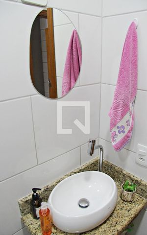 Casa à venda com 210m², 2 quartos e 3 vagasBanheiro Social