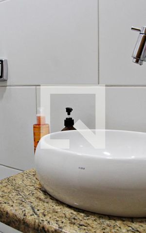 Casa à venda com 210m², 2 quartos e 3 vagasBanheiro Social
