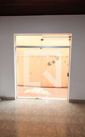 Apartamento para alugar com 100m², 2 quartos e sem vagaÁrea de Serviço