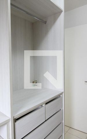 Apartamento para alugar com 100m², 4 quartos e 2 vagas Apartamento para alugar com 100m², 4 quartos e 2 vagasQuarto 3 Closet