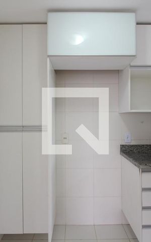 Apartamento para alugar com 100m², 4 quartos e 2 vagasCozinha