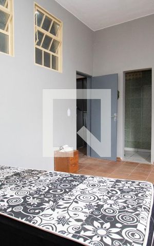 Casa à venda com 432m², 4 quartos e 1 vaga Casa à venda com 432m², 4 quartos e 1 vagaQuarto 3