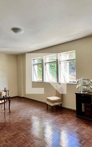 Apartamento à venda com 160m², 4 quartos e 1 vaga Apartamento à venda com 160m², 4 quartos e 1 vagaSala