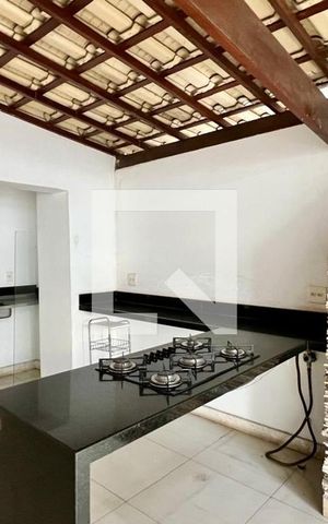 Apartamento à venda com 160m², 4 quartos e 1 vaga Apartamento à venda com 160m², 4 quartos e 1 vagaÁrea comum