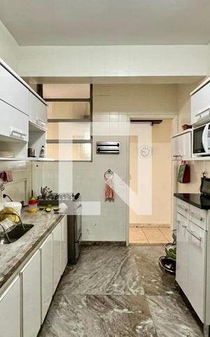 Apartamento à venda com 160m², 4 quartos e 1 vaga Apartamento à venda com 160m², 4 quartos e 1 vagaCozinha
