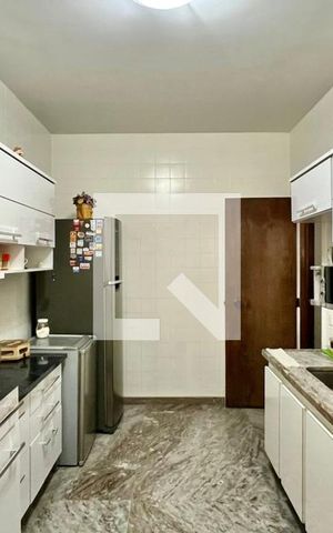 Apartamento à venda com 160m², 4 quartos e 1 vaga Apartamento à venda com 160m², 4 quartos e 1 vagaCozinha