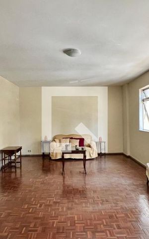 Apartamento à venda com 160m², 4 quartos e 1 vaga Apartamento à venda com 160m², 4 quartos e 1 vagaSala