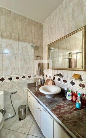 Apartamento à venda com 160m², 4 quartos e 1 vaga Apartamento à venda com 160m², 4 quartos e 1 vagaBanheiro 1