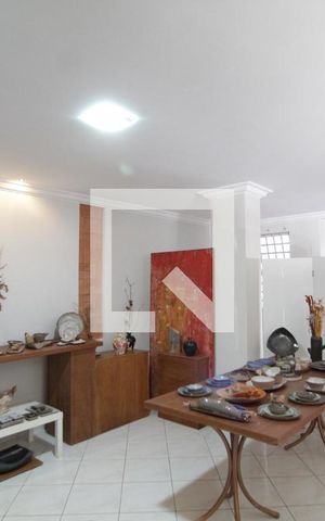 Casa para alugar com 402m², 3 quartos e 4 vagasSala 1