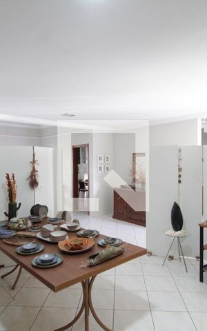 Casa para alugar com 402m², 3 quartos e 4 vagasSala 1