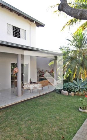 Casa para alugar com 402m², 3 quartos e 4 vagasQuintal