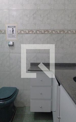 Casa para alugar com 300m², 2 quartos e 2 vagasBanheiro 2