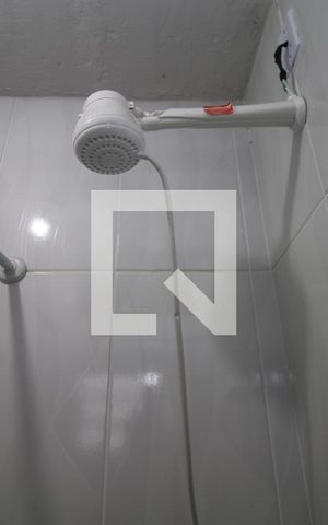 Casa para alugar com 30m², 1 quarto e sem vagaBanheiro