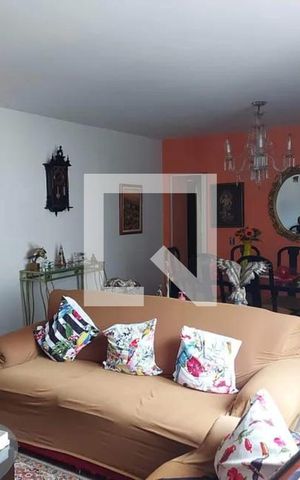 Apartamento à venda com 120m², 3 quartos e 1 vaga Apartamento à venda com 120m², 3 quartos e 1 vagaSala