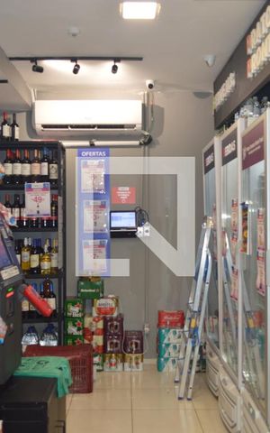 Apartamento à venda com 37m², 2 quartos e 1 vagaMini Mercado