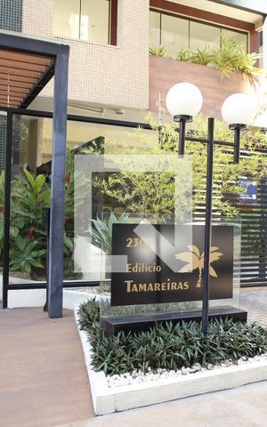 Apartamento à venda com 108m², 4 quartos e 2 vagasFachada