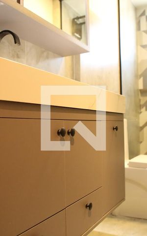 Apartamento à venda com 108m², 4 quartos e 2 vagasBanheiro